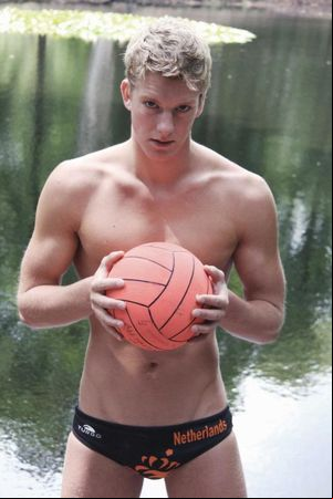 Gorgeous Guys in Speedos - Speedos